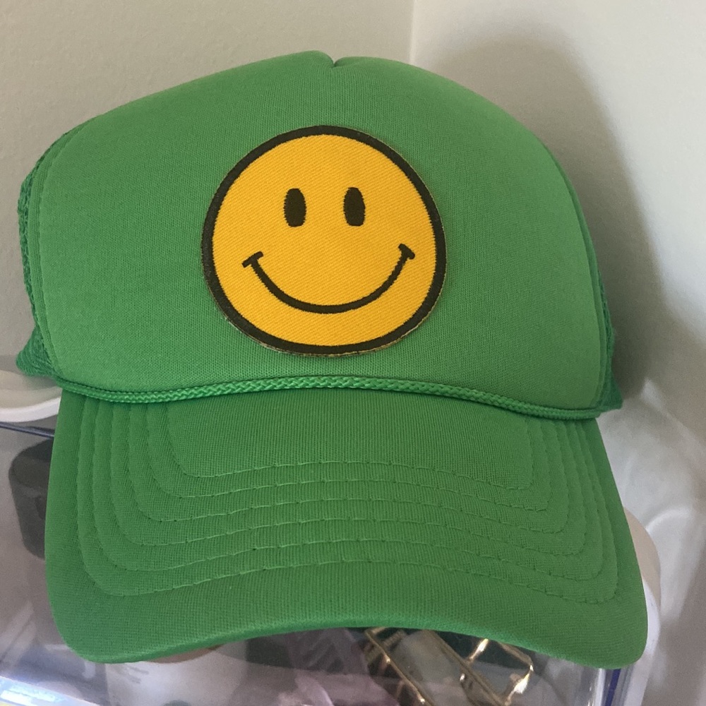 Trucker hat